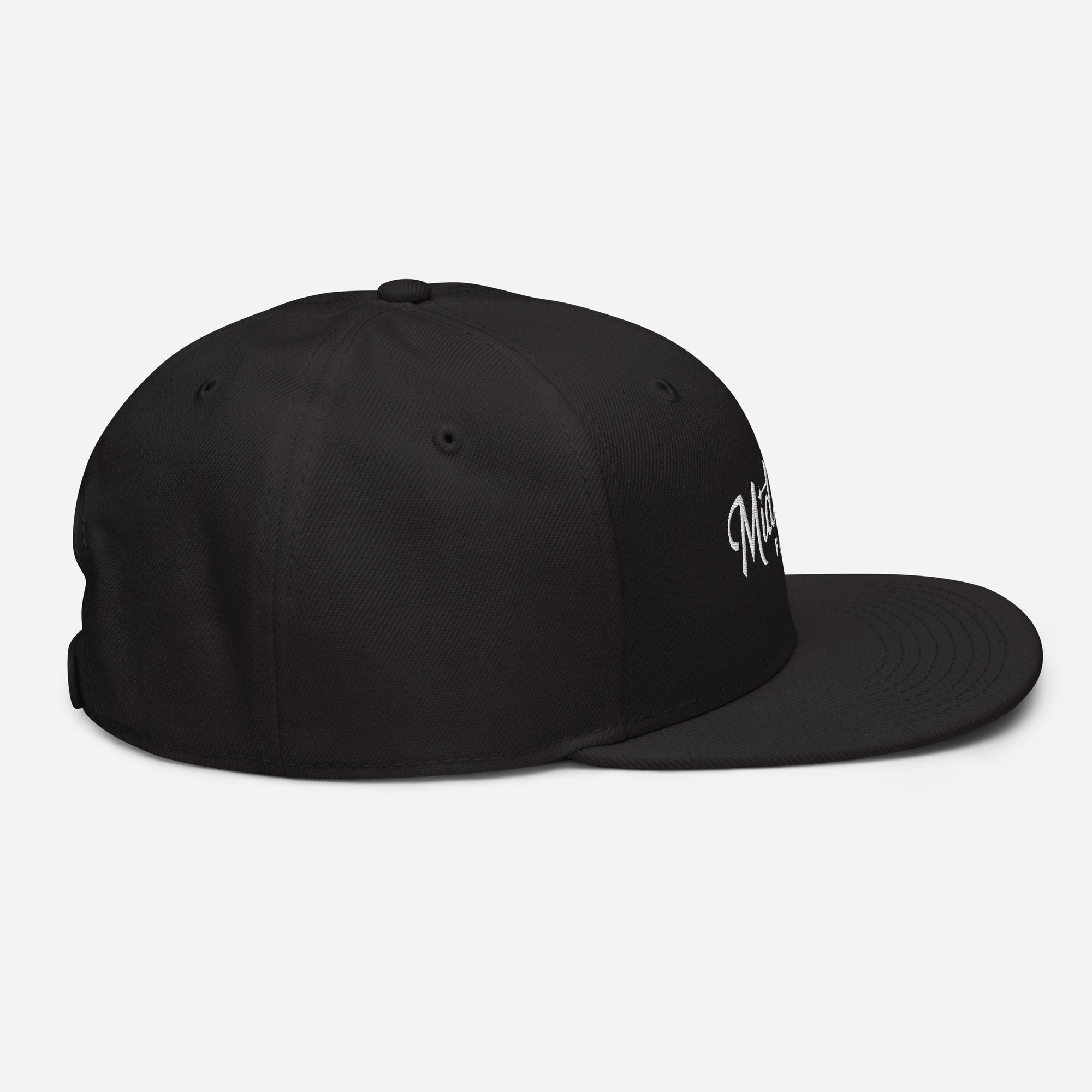 a black snap back hat